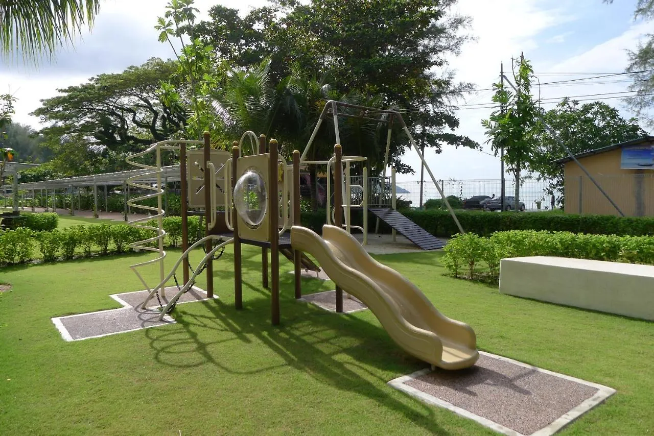 By The Sea With Side Seaview #363A Apartman Batu Ferringhi 0*,  Malajzia