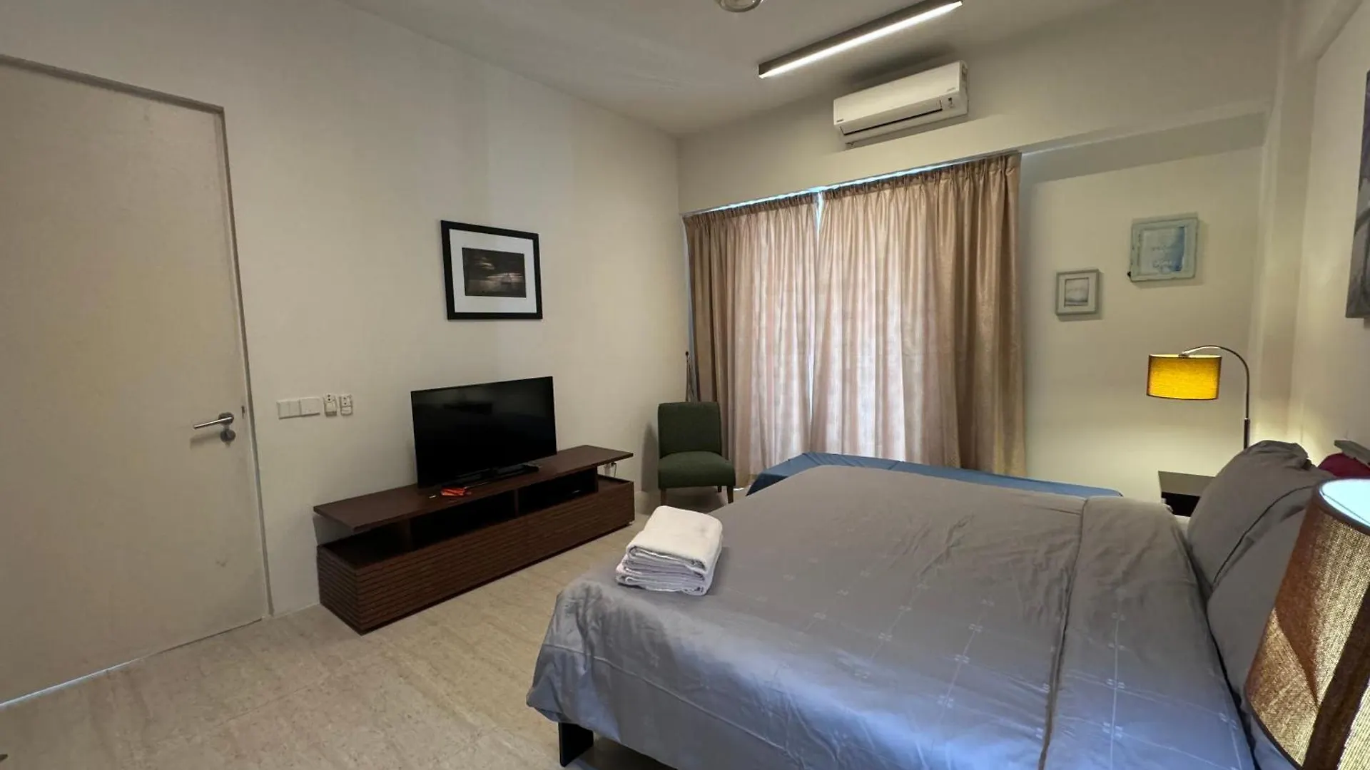 By The Sea With Side Seaview #363A Apartman Batu Ferringhi 0*,  Malajzia